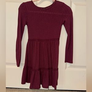 Girls size 7/8 maroon long sleeve dress